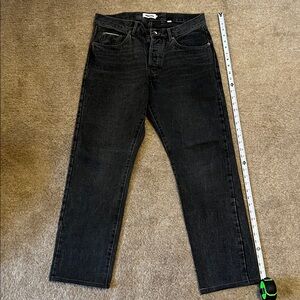 Taylor Stitch: the Democratic Jean